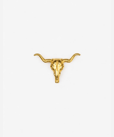 Gold longhorn skull hat pin on a white background #color_gold