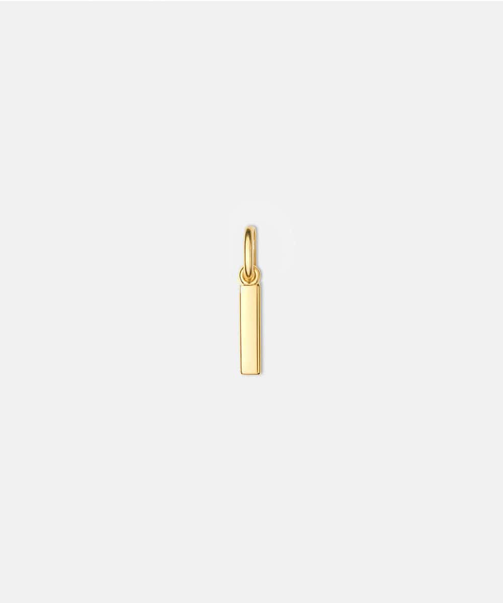 Gold letter 'I' hat charm on a white background #color_gold